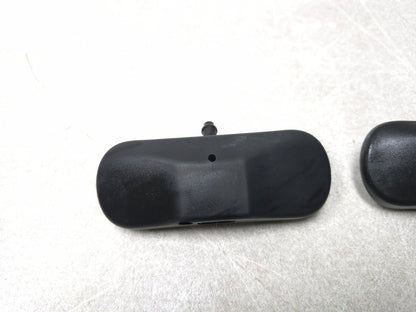 2015 Volkswagen Golf Windshield Washer Sprayer Jet Nozzle 2pcs OEM