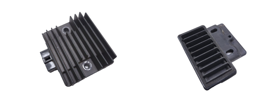 2016 Yamaha Yzf R3 Voltage Regulator Rectifier & Cover Pair OEM