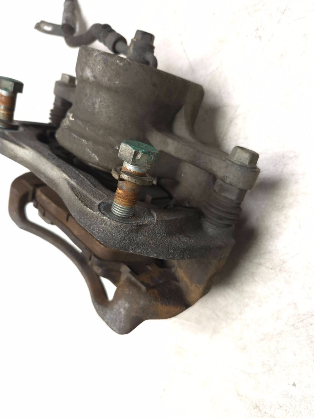 2013 Hyundai Genesis Coupe Brake Caliper Front Passenger Side Right OEM