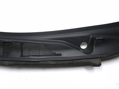 2011 Nissan Juke Windshield Wiper Motor Cover Cowl OEM