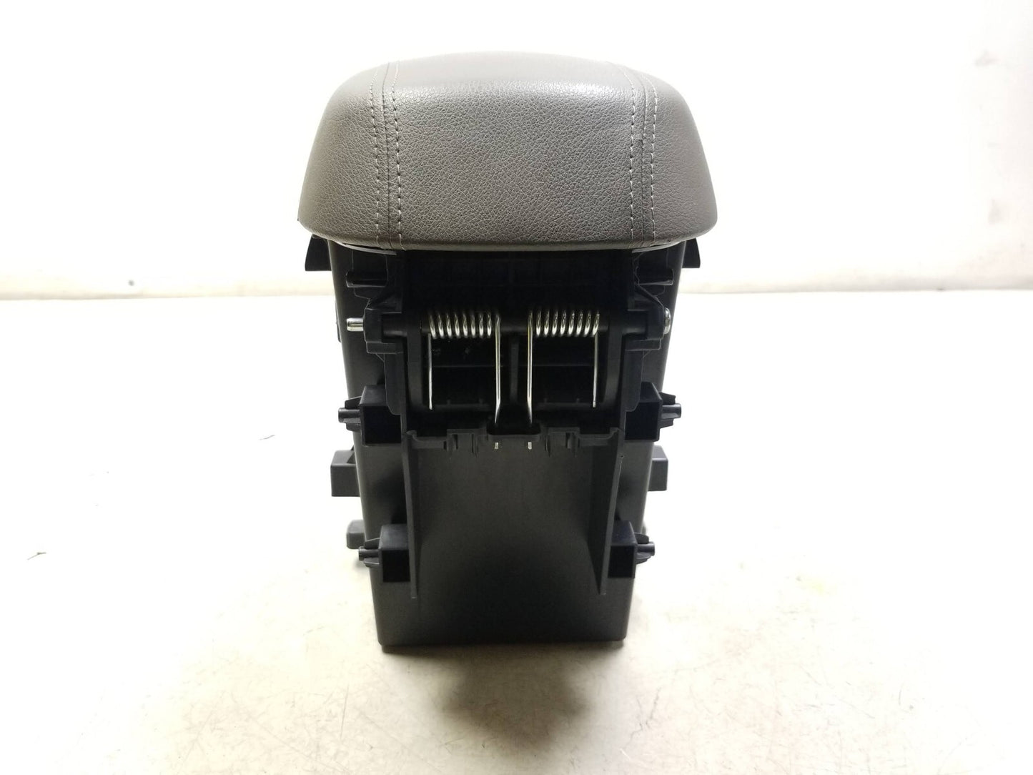 2011 - 2013 Kia Sportage Center Console Armrest & Storage Bin OEM