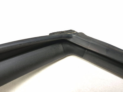 2018 Hyundai Sonata Front Door Weatherstrip Seal Passenger Side Right 3pcs OEM