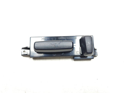 2009 - 2012 Hyundai Genesis Seat Side Trim Front Passenger Side Right OEM