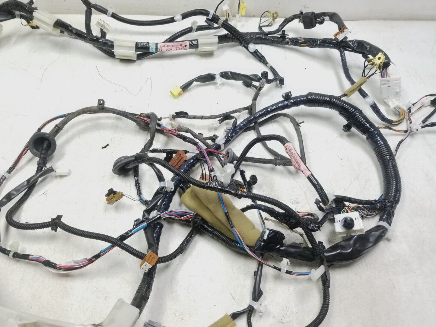 08 - 13 Infiniti G37 Interior Wire Harness Driver Side OEM Sedan