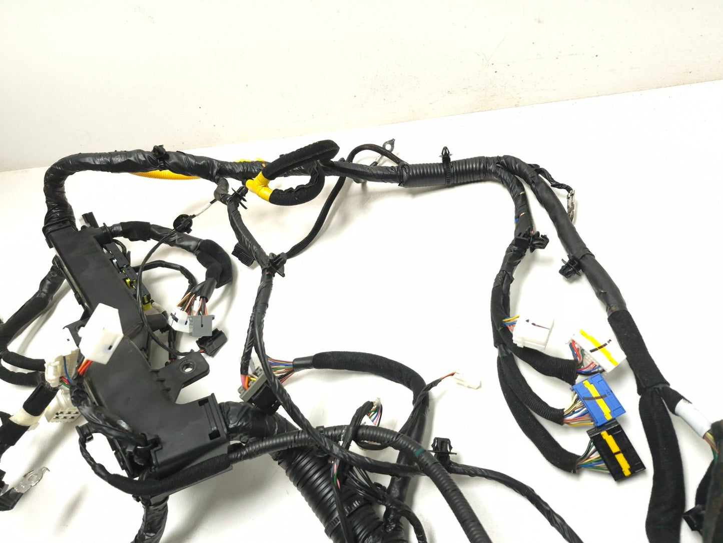 2019 Hyundai Kona Dashboard Wire Harness OEM