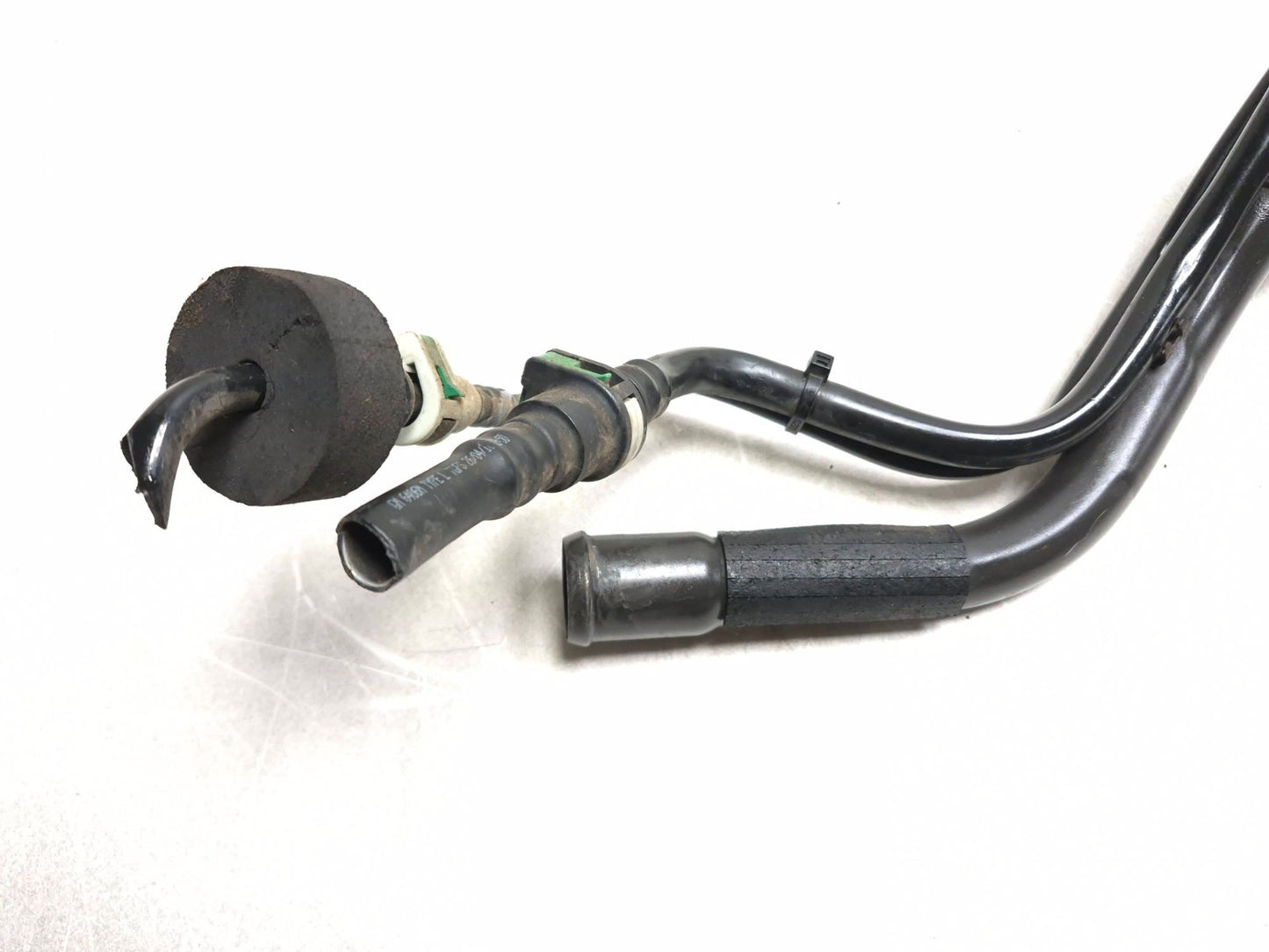 2017 Cadillac Ats Fuel Tank Filler Neck OEM