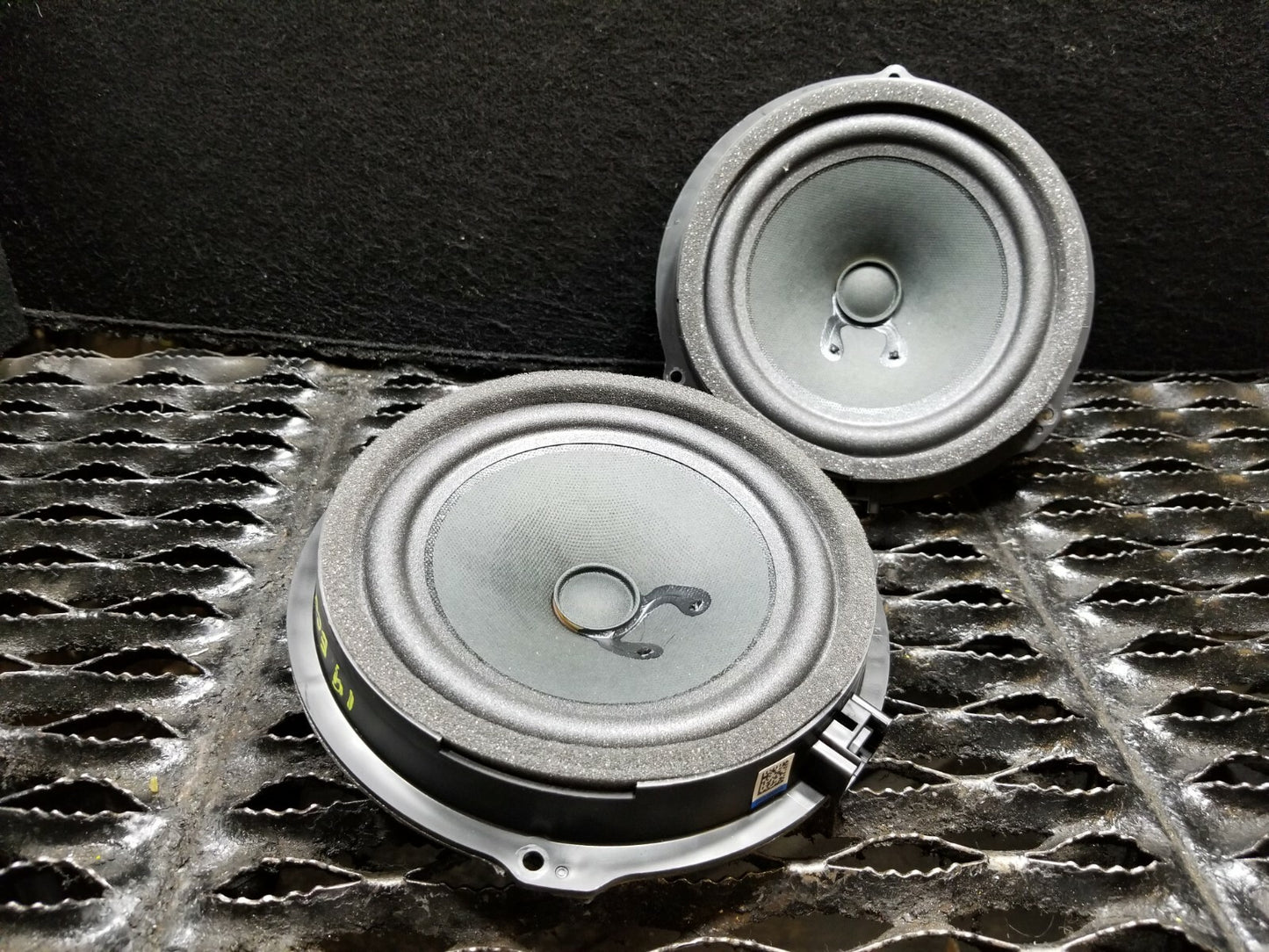 18-22 Ford Ecosport Rear Door Speaker 2pcs Gn15-18808-ab OEM 532 Miles