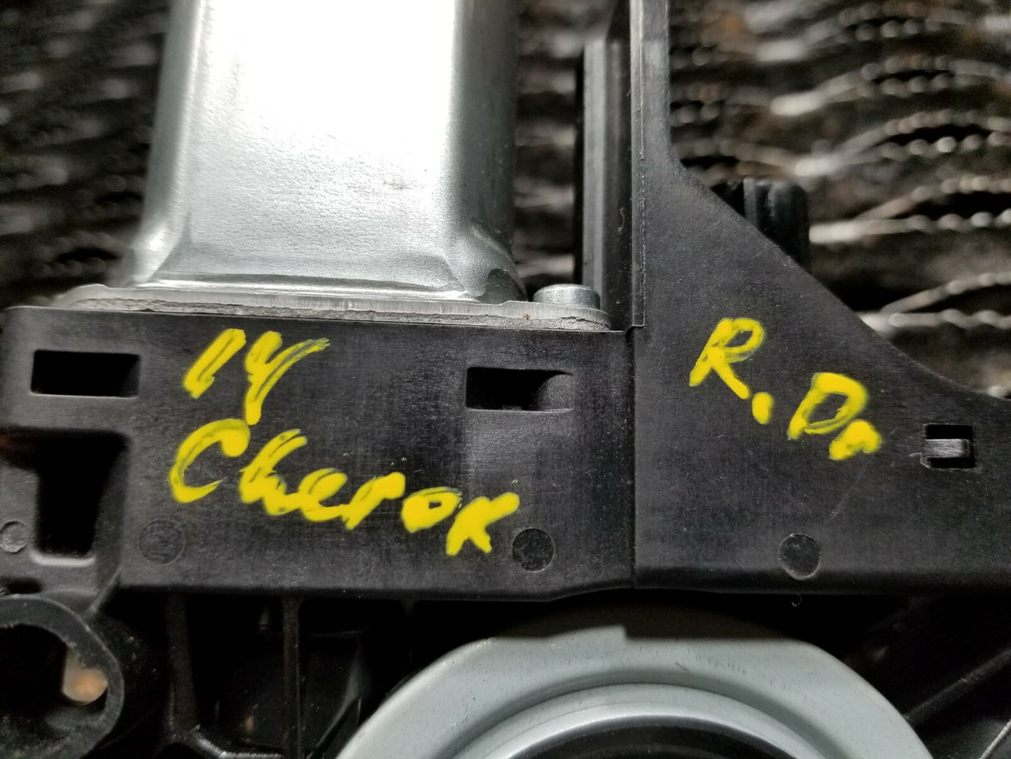14 15 16 17 Jeep Cherokee Rear Door Window Motor Driver Side Left OEM