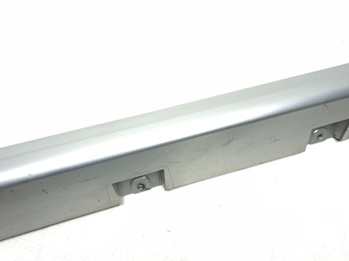 2009 Nissan Maxima Left Driver Side Rocker Panel Skirt Molding OEM