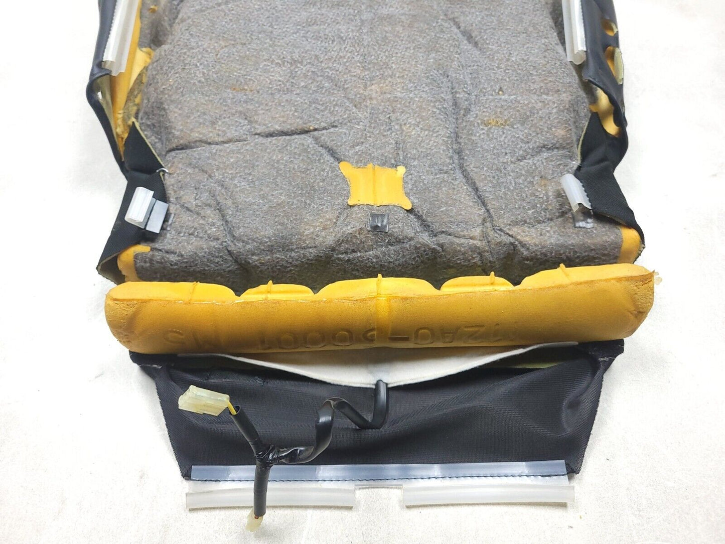 2007-2013 Mitsubishi Outlander Front Seat Lower Cushion Passenger Right Side OEM