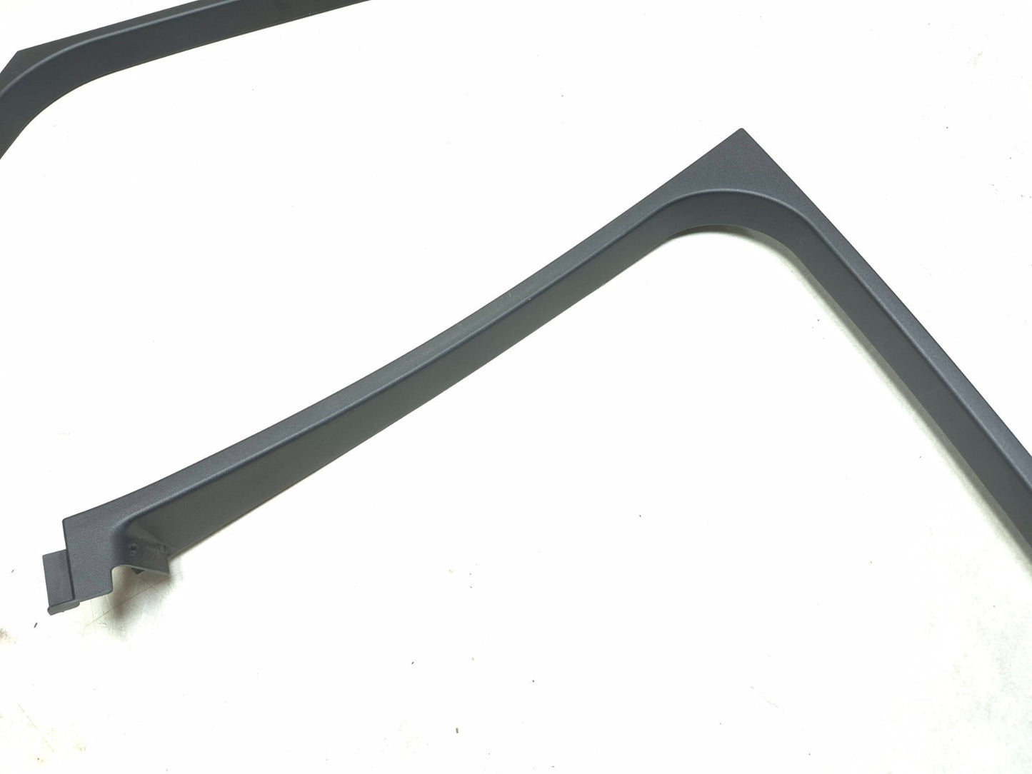2012 Nissan Leaf Door Frame Glass Trim Front & Rear 4pcs OEM