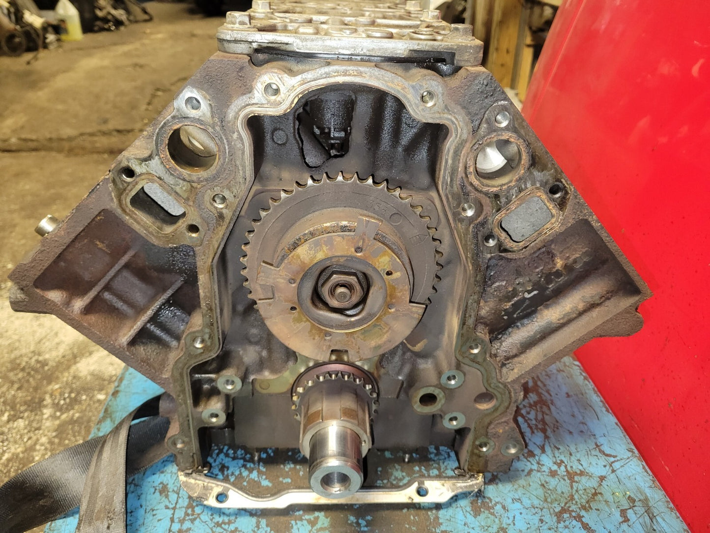 2013 Chevrolet Suburban Engine Cylinder Block 5.3l OEM