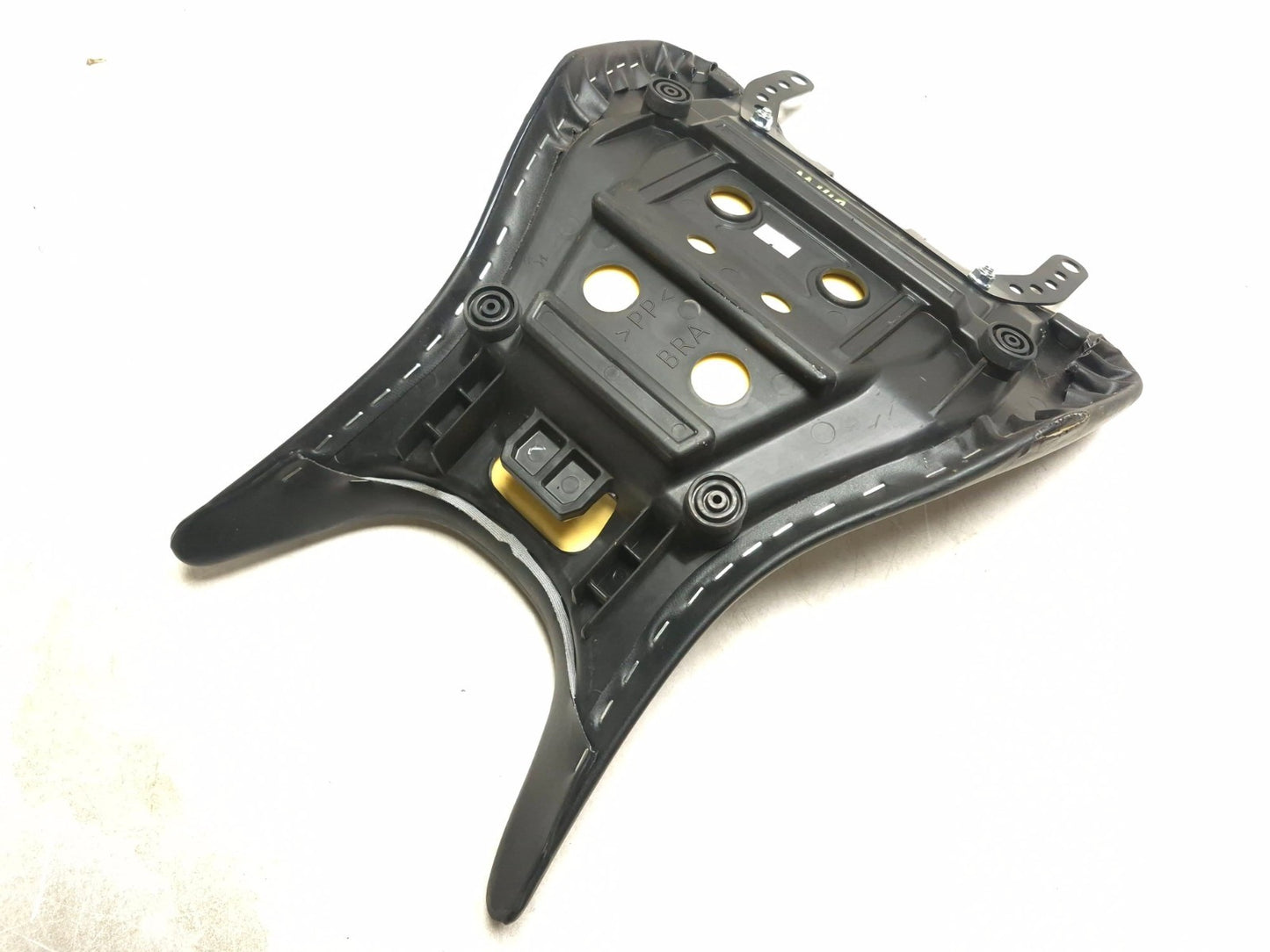 2025 Yamaha Yzf R3 Seat Front OEM