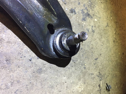 04 05 06 Scion Xa Front Right Passenger Side Lower Control Arm OEM D18