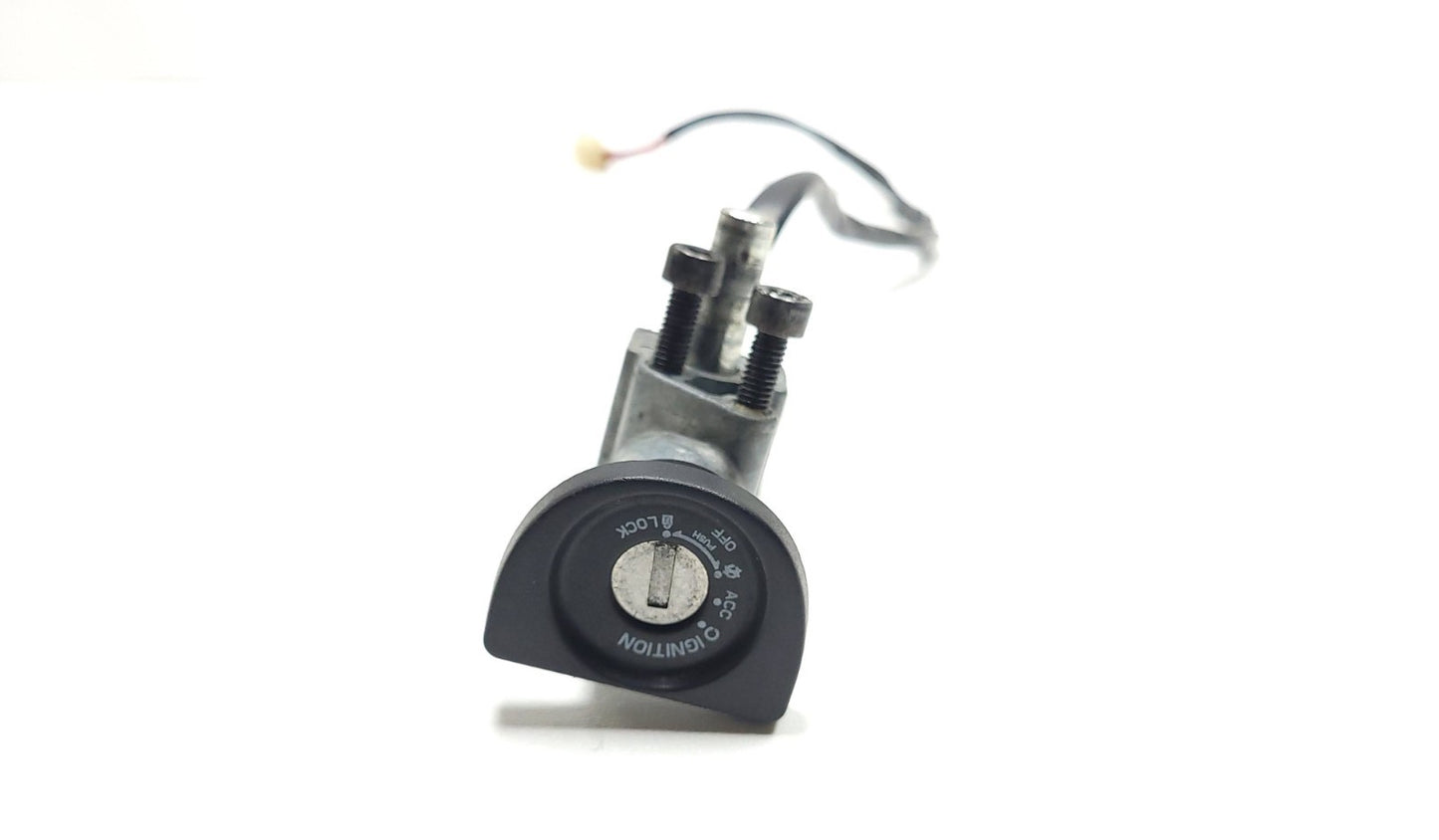 2016 Harley-davidson Street Xg750 Ignition Lock Switch & Lock Fuel Cap Set OEM
