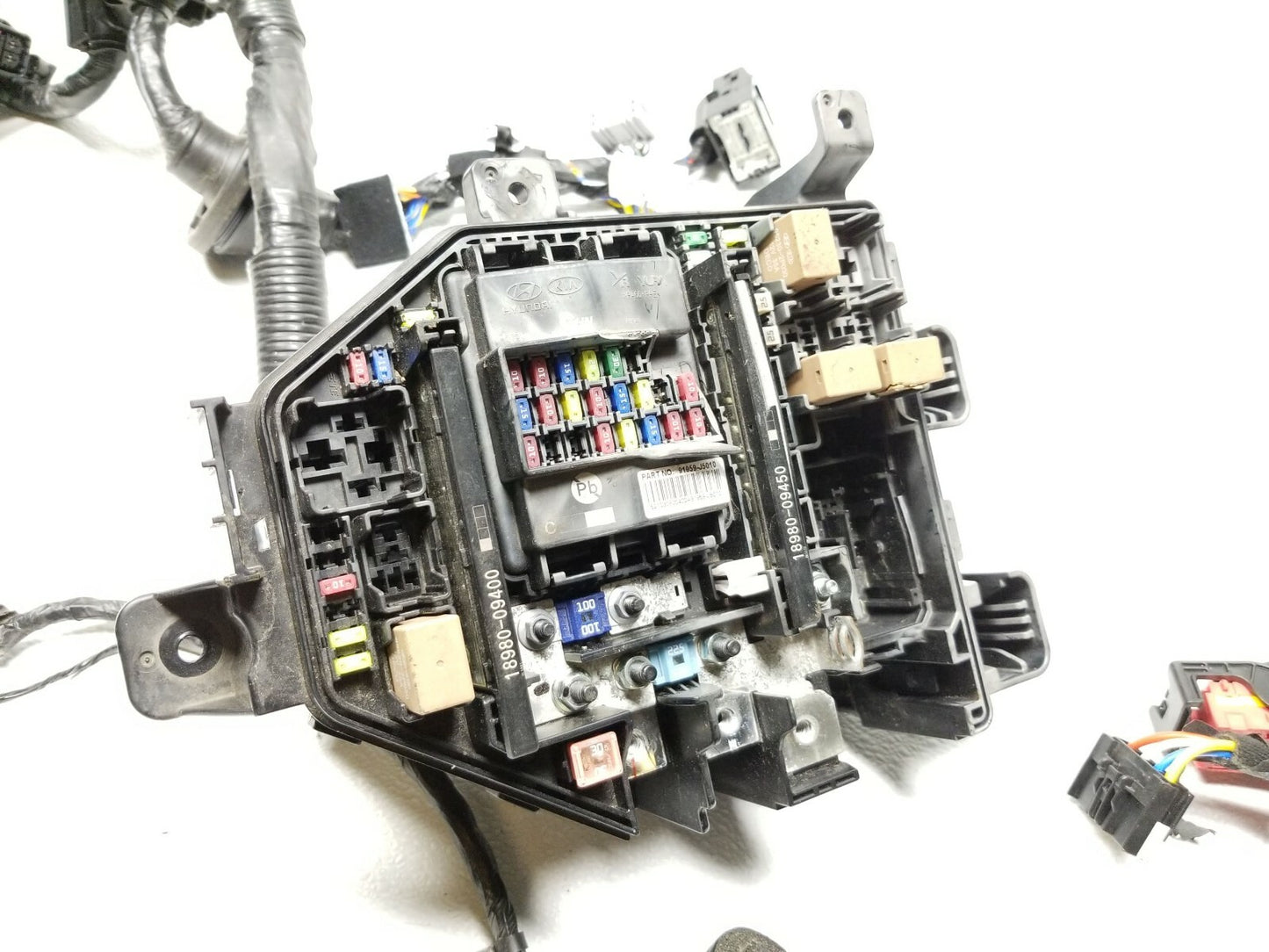 2022 Kia Stinger 3.3l Fuse Box Wire Harness 91710-j5220 OEM 312 Miles