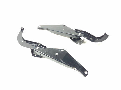 2004 Harley Davidson Touring Electra Glide Front Fairing Mount Bracket Pair OEM