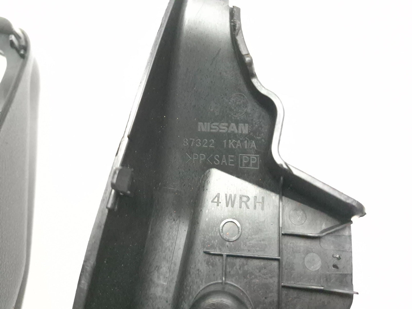 2011 Nissan Juke Seat Side Trim Front Passenger Side Right OEM