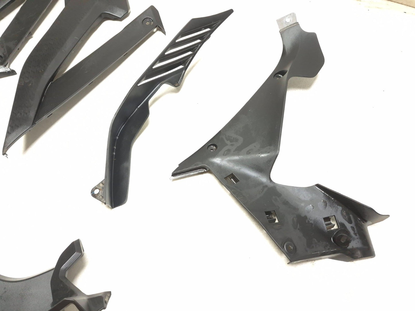 2024 Yamaha R3 Yzfr3 Side Fairing Inner Cover Trim Left & Right 6 Pcs OEM