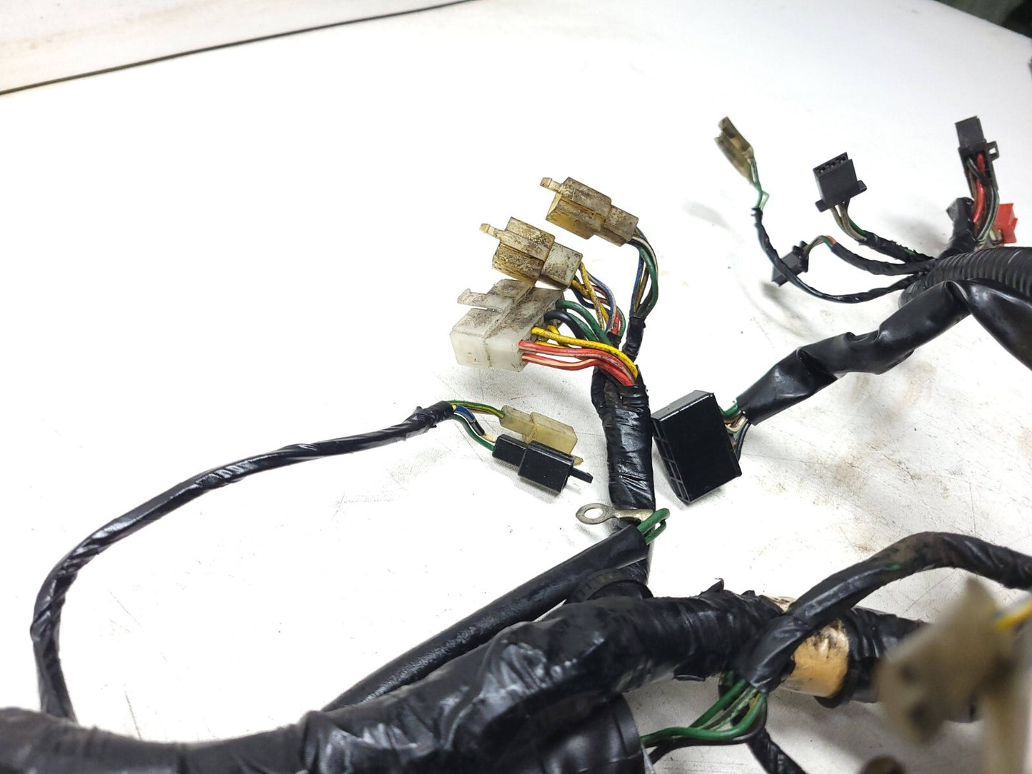 1984  Honda Gl1200 Goldwing Main Wire Harness 32100-mg9-670 OEM