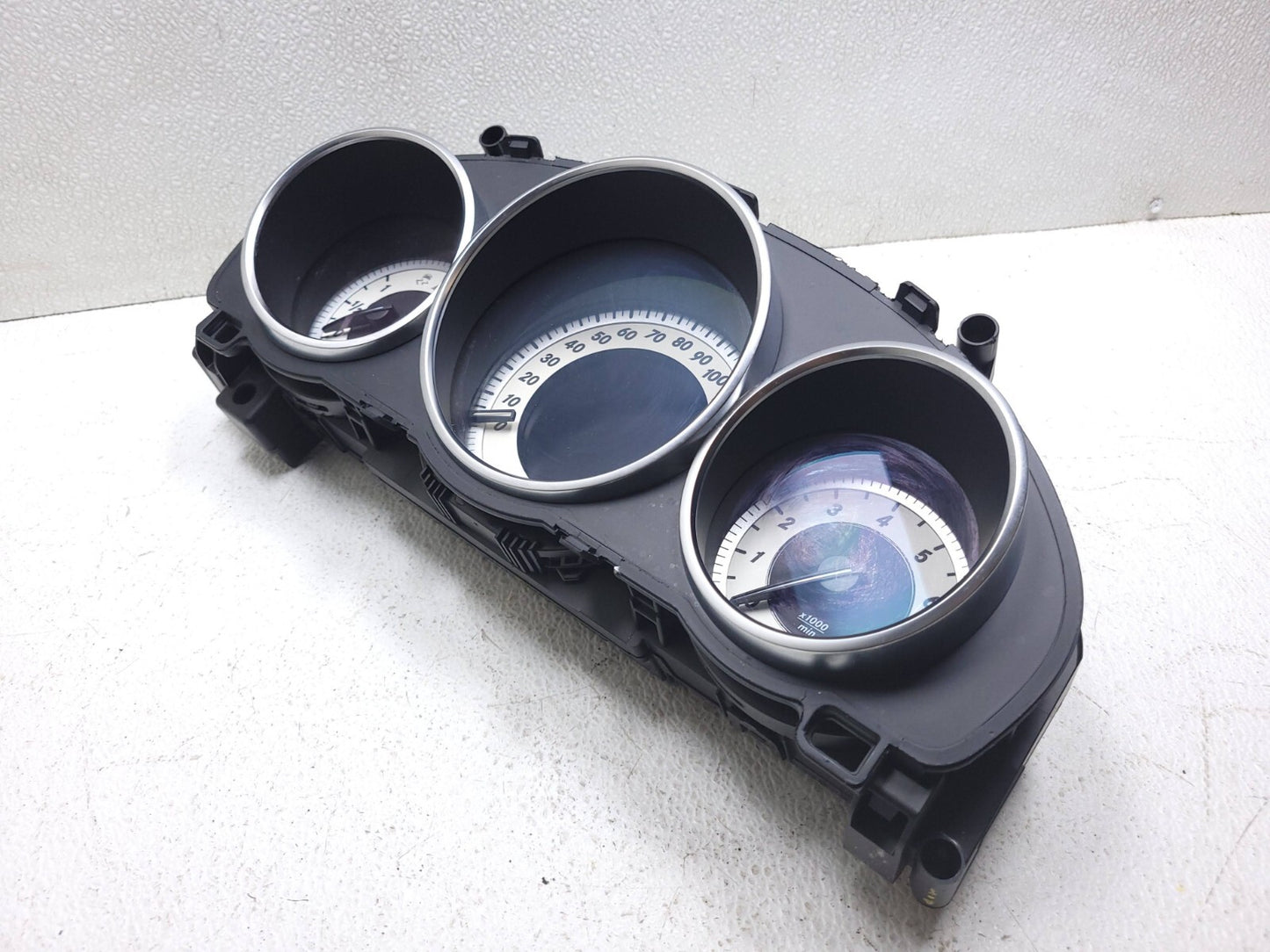 2014 Mercedes E350 Speedometer Instrument Cluster Gauge OEM