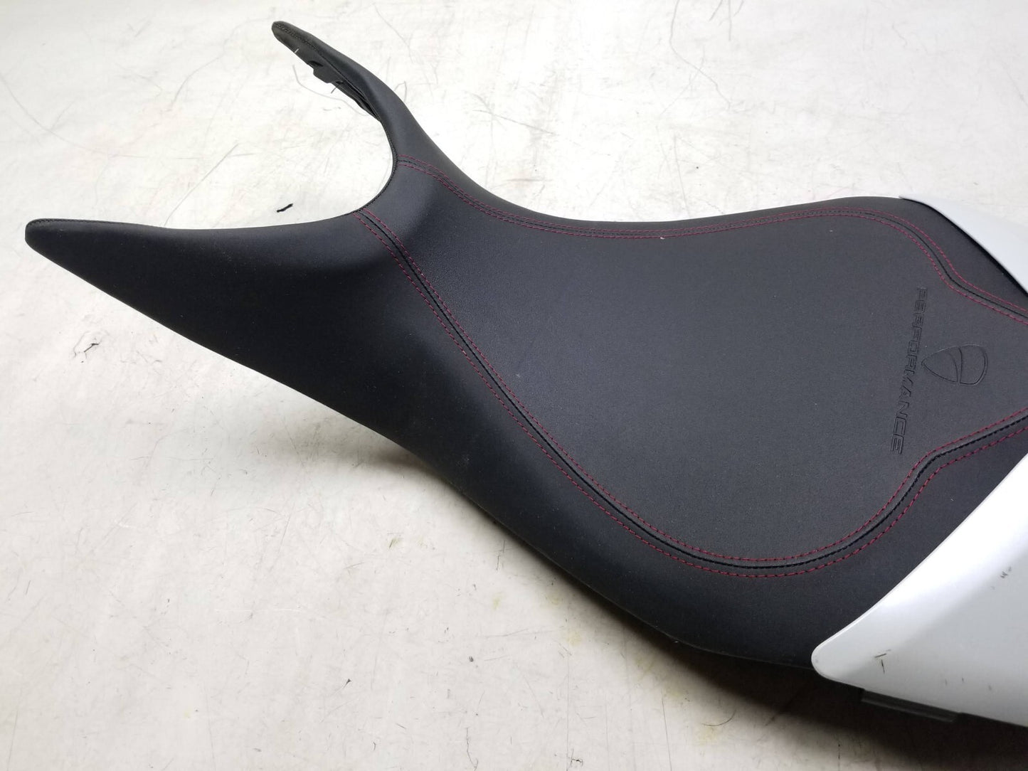 21-24 Ducati Supersport 950 950s Front Rear Seat Saddle OEM 6k Mi M8