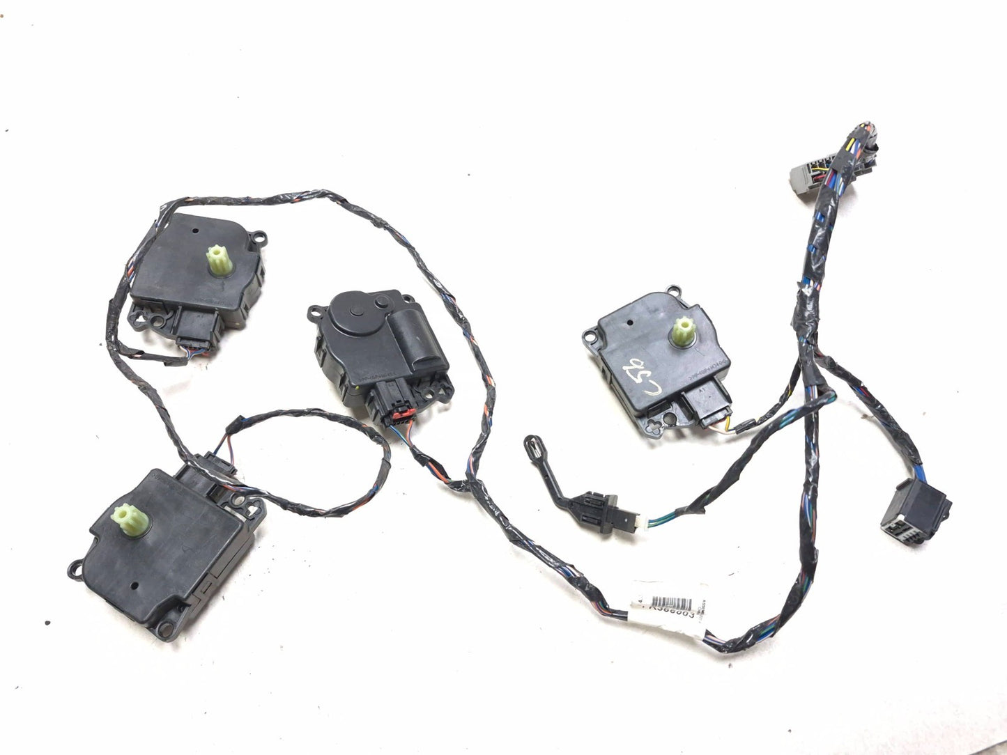 2020 Dodge Challenger HVAC AC Heater Actuator Flap Motor & Wire Harness OEM
