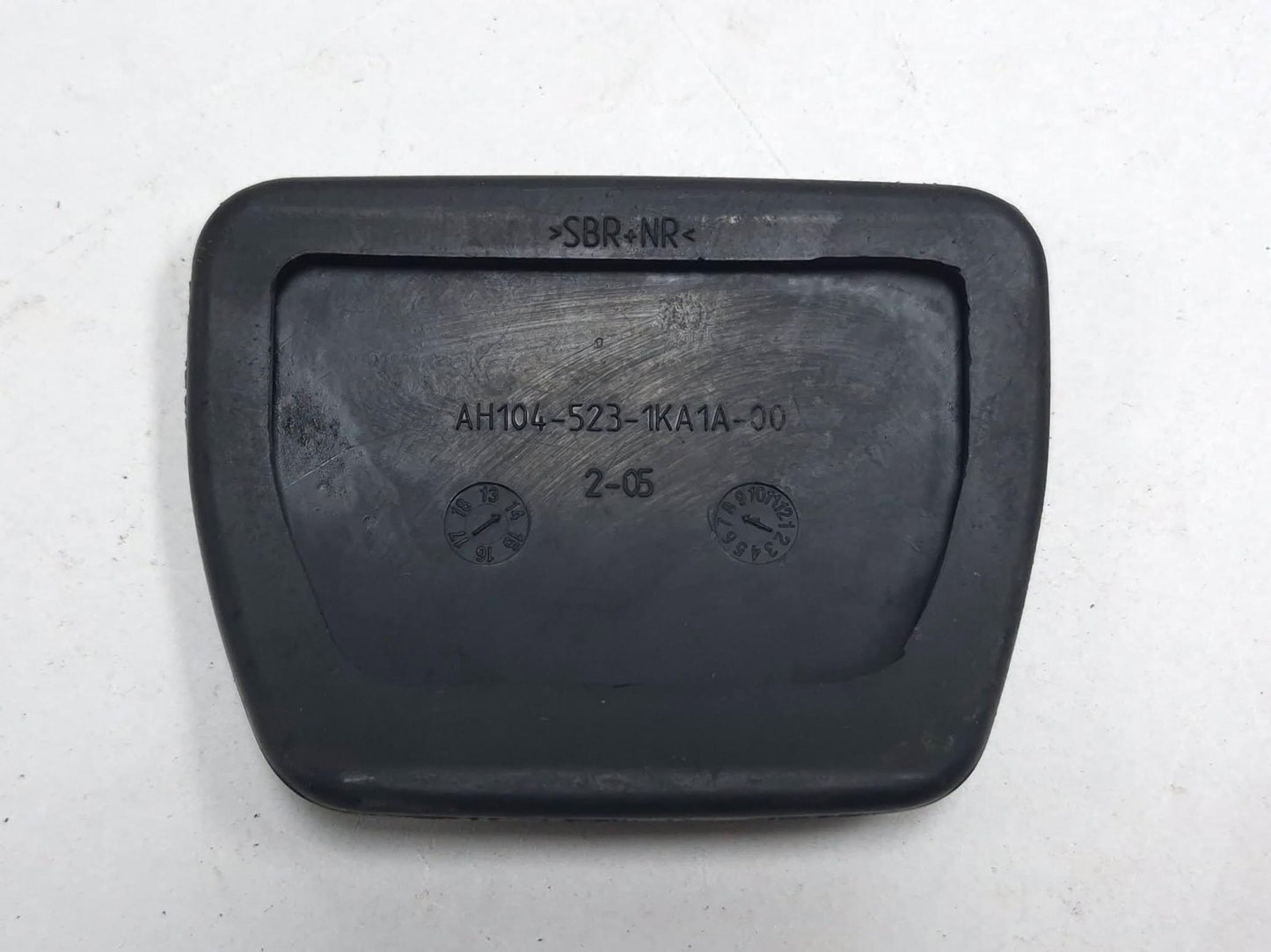 2015 Nissan Juke Brake Pedal Rubber Pad OEM