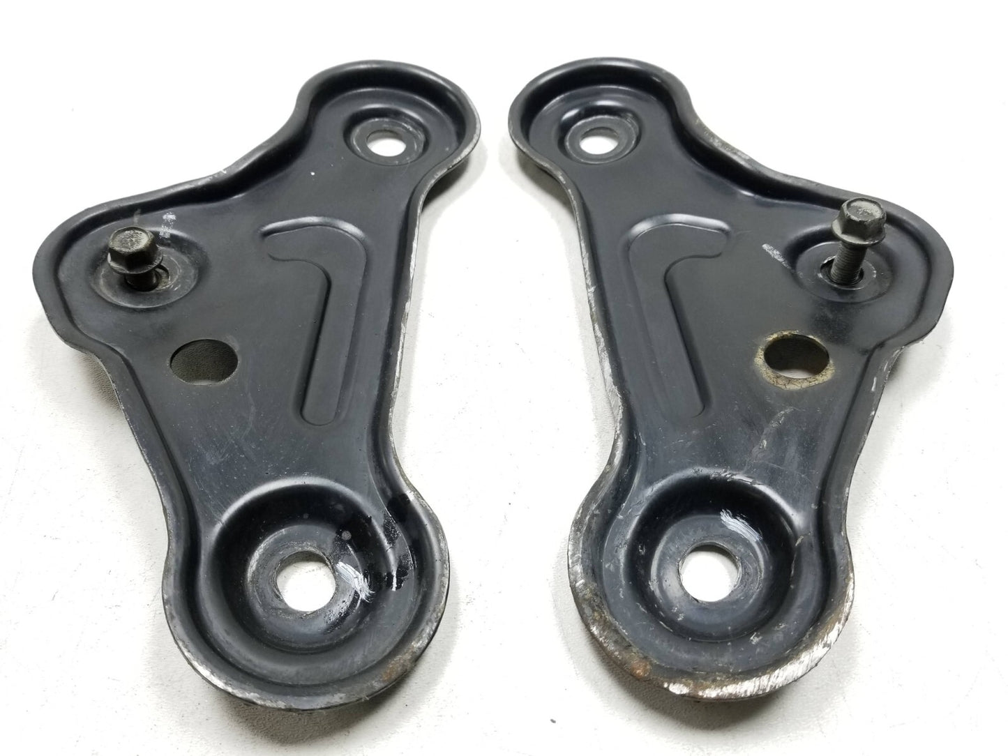2018 Kia Forte Front Crossmember Subframe Stay Bracket Pair OEM 49k Miles
