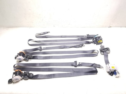 2014 - 2019 Kia Soul Seat Belt Retractor Set OEM