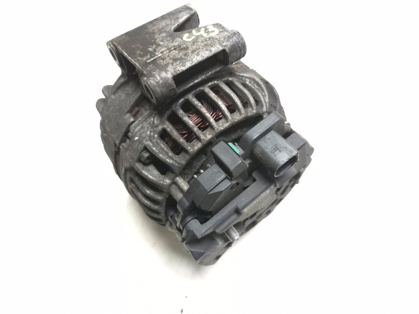 2011 Volkswagen Tiguan 2.0l Engine Alternator Generator OEM