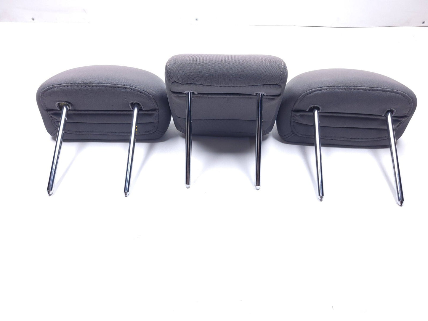 2016 Hyundai Elantra Rear Seat Headrest 3 Pcs OEM