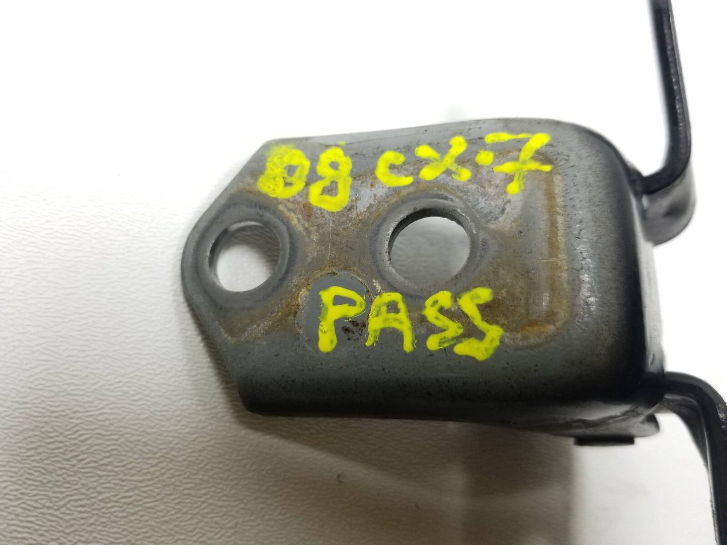 2009 Mazda Cx-7 Passenger Side Door Hinge & Striker 6pcs W/ Bolt 8pcs OEM