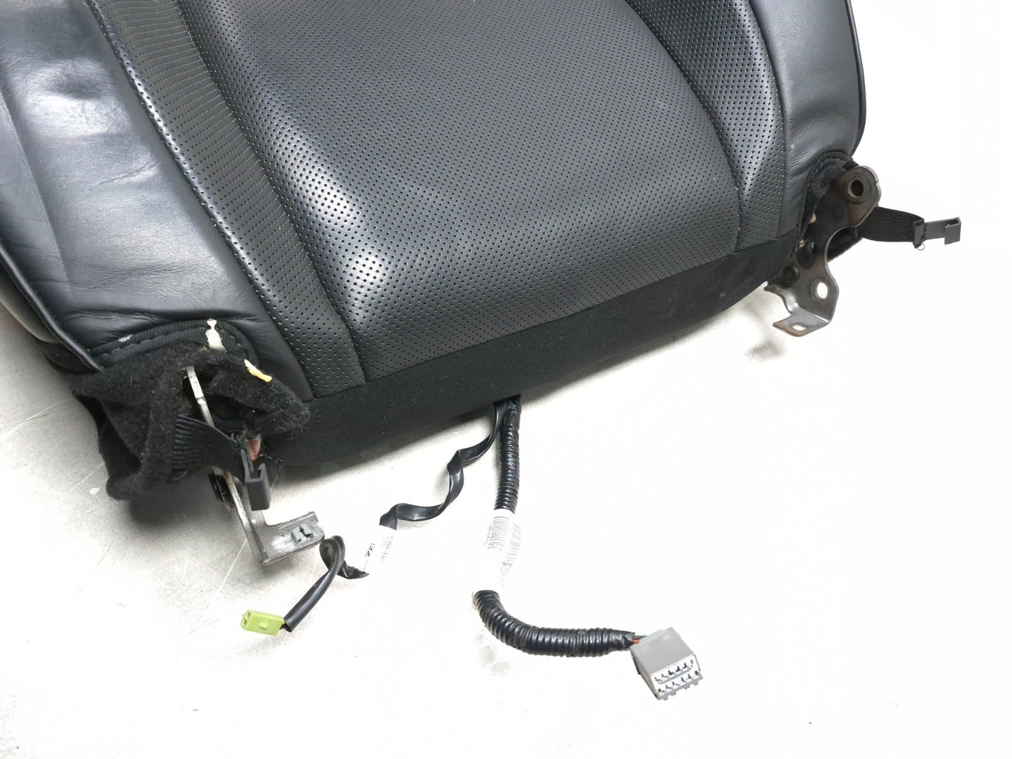 2018 Chrysler 300 Seat Cushion Front Right Passenger Side Upper Limited AWD OEM