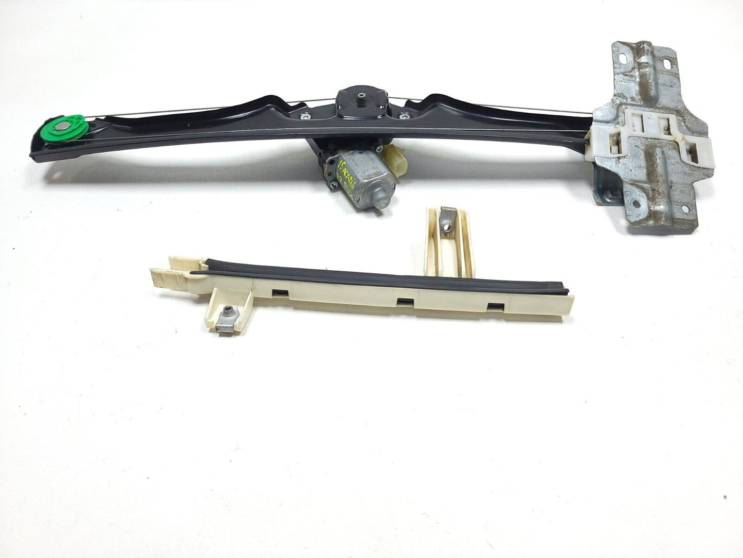13 14 15 16 GMC Acadia Window Regulator & Motor Front Passenger Side Right OEM