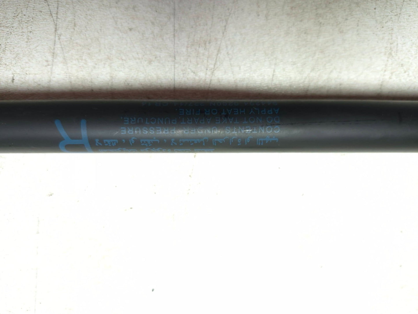 2015 Nissan Juke Trunk Lid Shock Strut Support Pair OEM