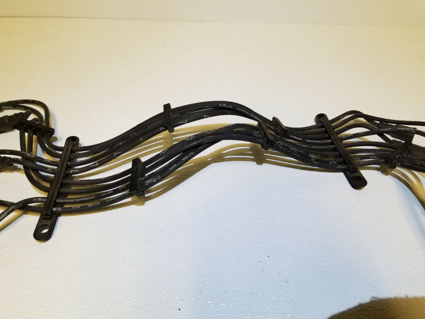 2005 Dodge Magnum Ignition Spark Plug Wiring Cable 8 Pcs OEM