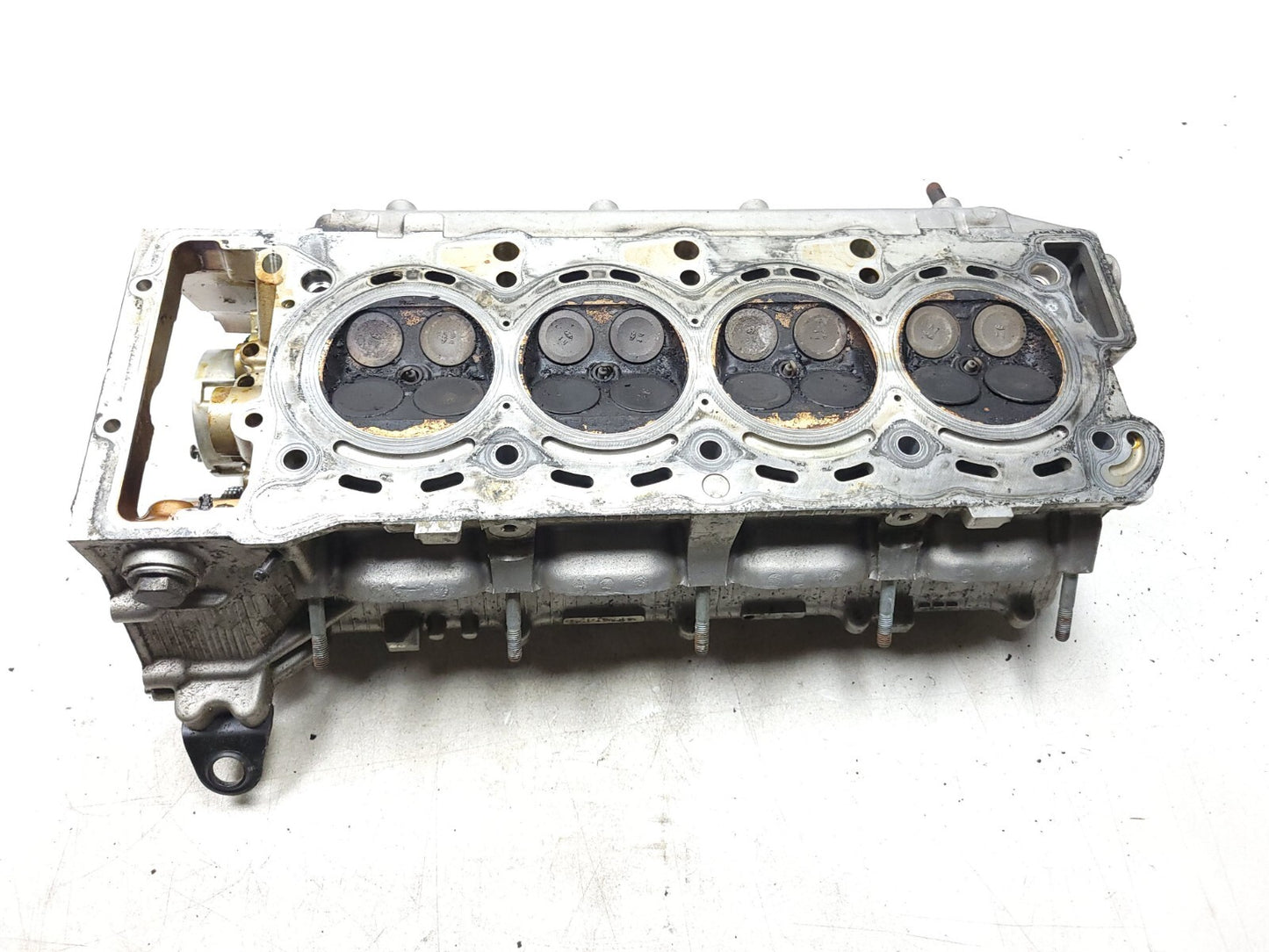 09-12 Hyundai Genesis Engine Cylinder Head Left & Right Pair OEM 4.6l