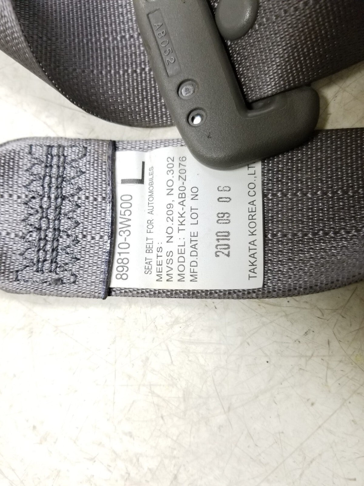 2011 - 2013 Kia Sportage Rear Seat Belt Retractor Left & Right  OEM