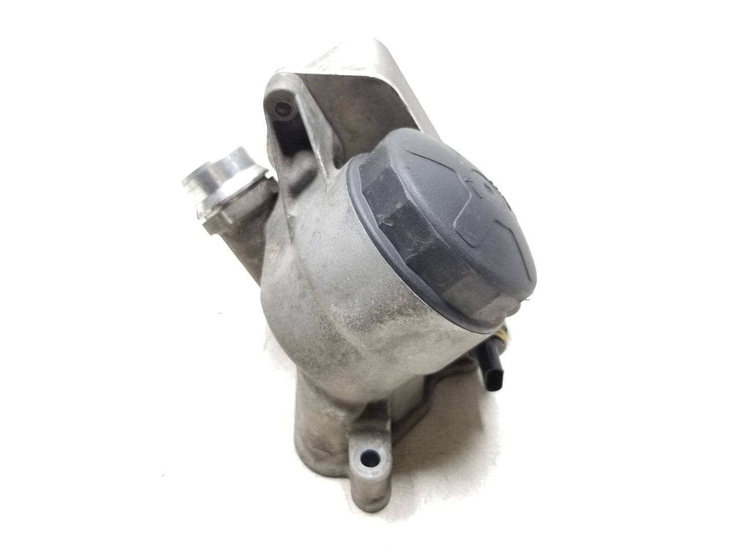 2007 - 2014 BMW X5 E70 Oil Filter Housing OEM