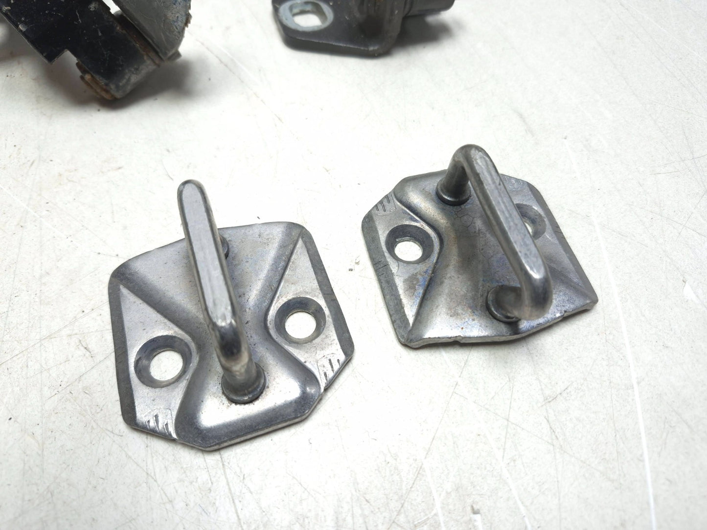 2013 Ford Focus St Door Hinge Passenger Side Oem✅