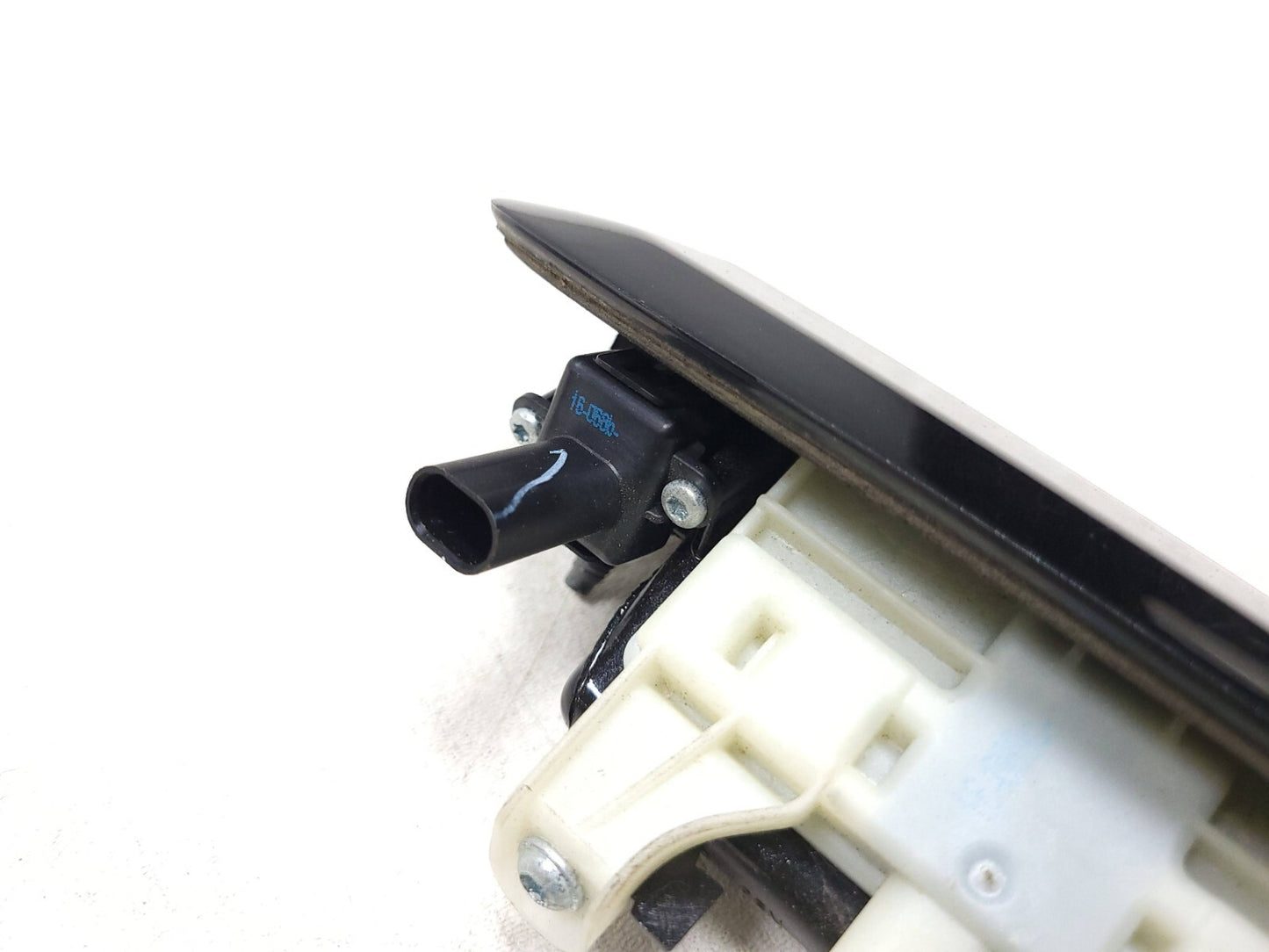 2016 - 2022 Dodge Durango Rear Tailgate Handle 1yk38axrad OEM