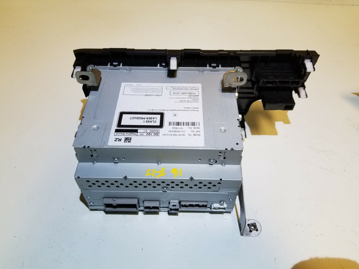 2016 Honda Fit Radio Receiver AM FM Cd Player OEM