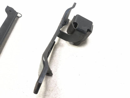 2014 Kawasaki Ninja 300 Ex300a Wheel Axle Pair & Bracket W /misc Bolt OEM