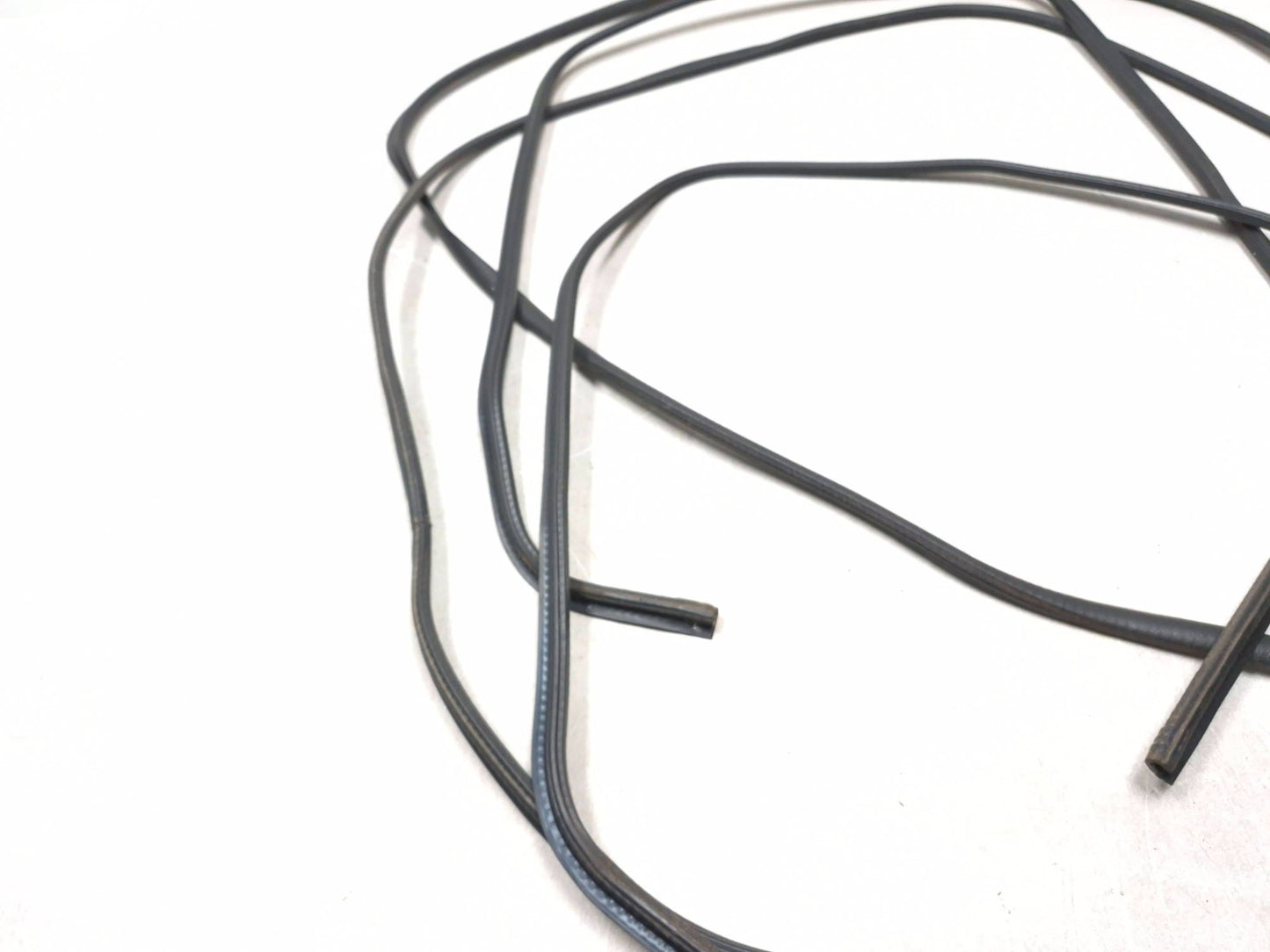 2013 Ford Transit Connect Rear Siding Door Weatherstrip Seal Lh & Rh 4pcs OEM