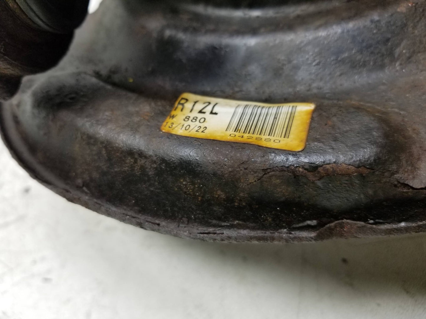 11-17 Lexus CT200h Rear Spindle Knuckle Driver Side Left Oem✅