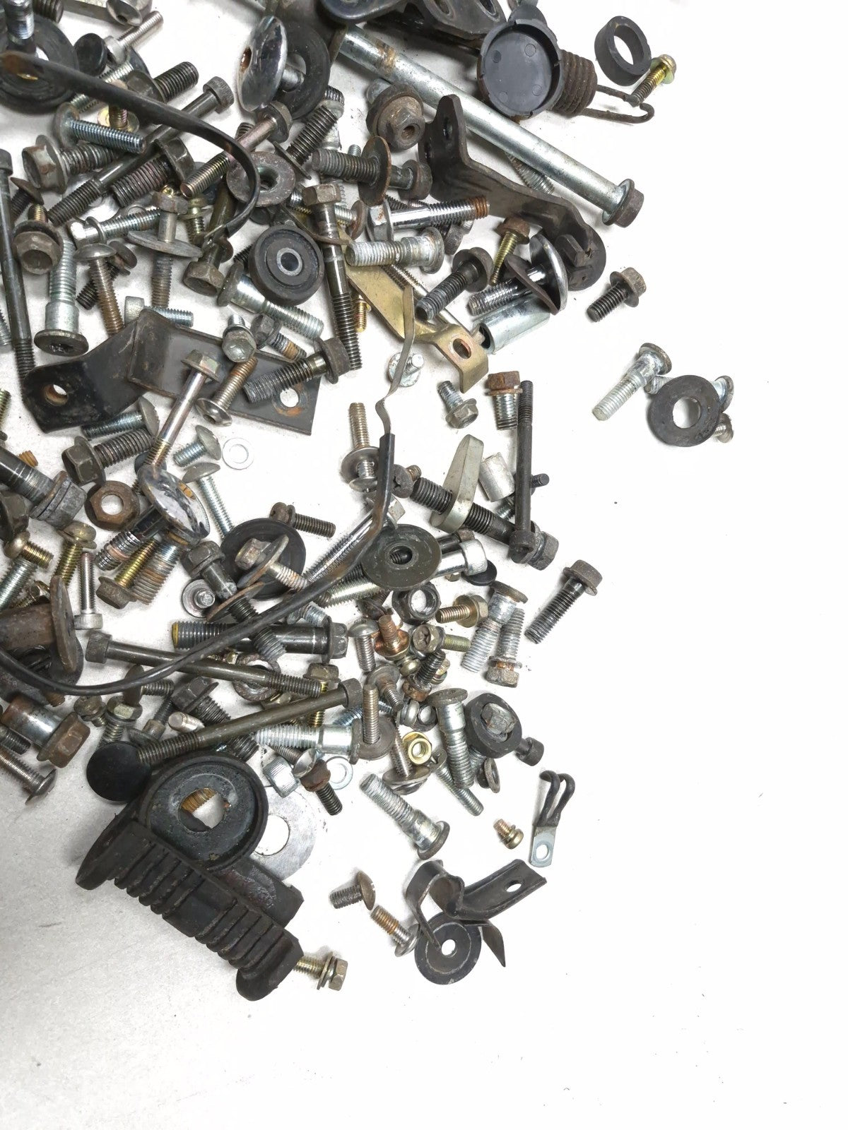 1993 Suzuki Gsx 600 Fp Katana Misc Bolts & Hardware Bracket OEM