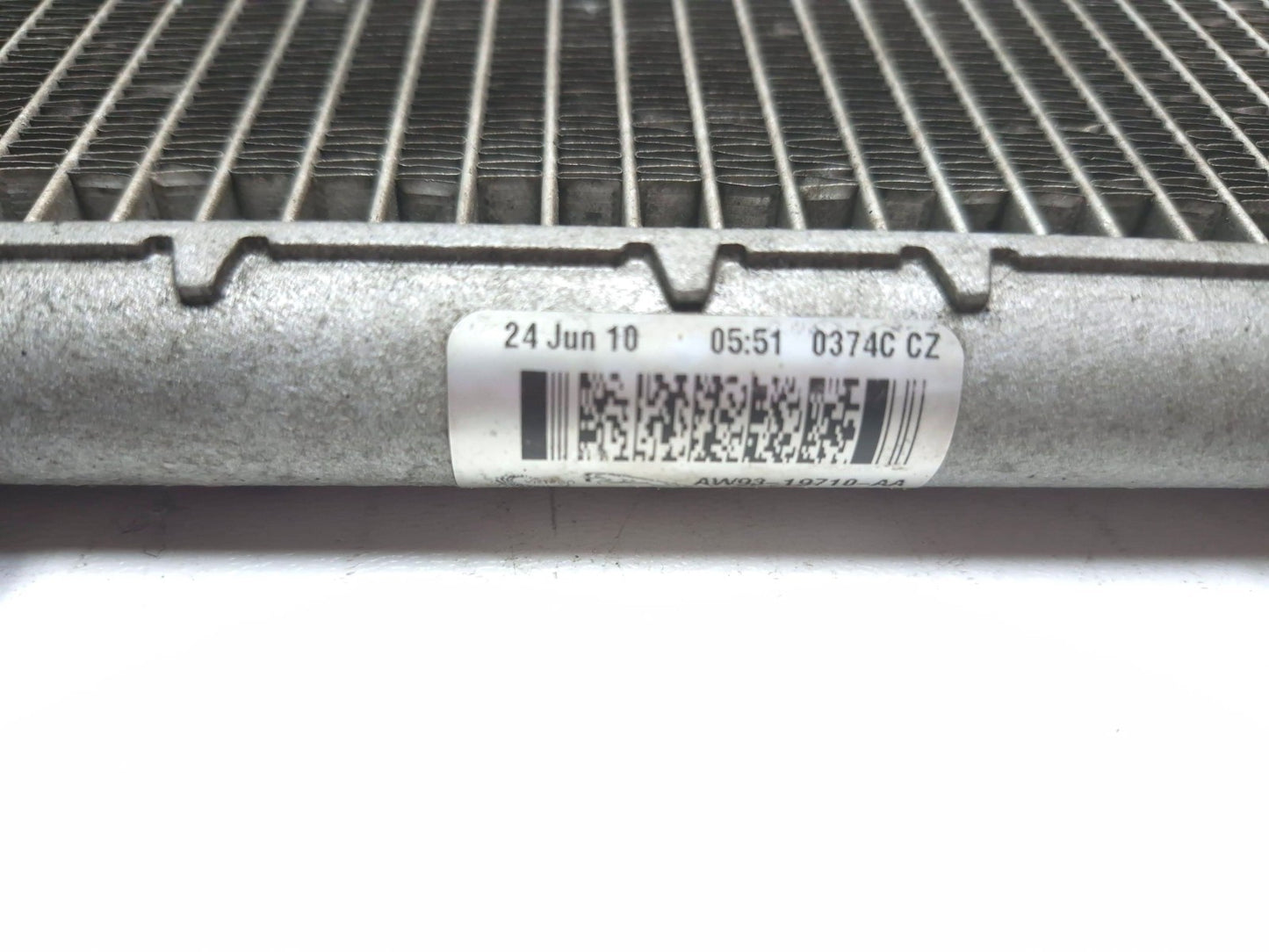 2011 Jaguar XJ A/c Air Conditioning Condenser Radiator OEM