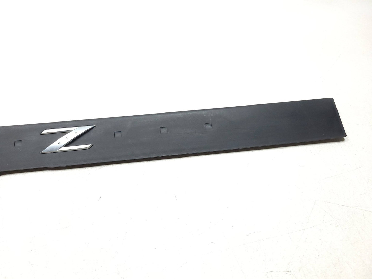 2007 - 2009 Nissan 350z Door Sill Scuff Plate Trim Front Driver Side Left OEM