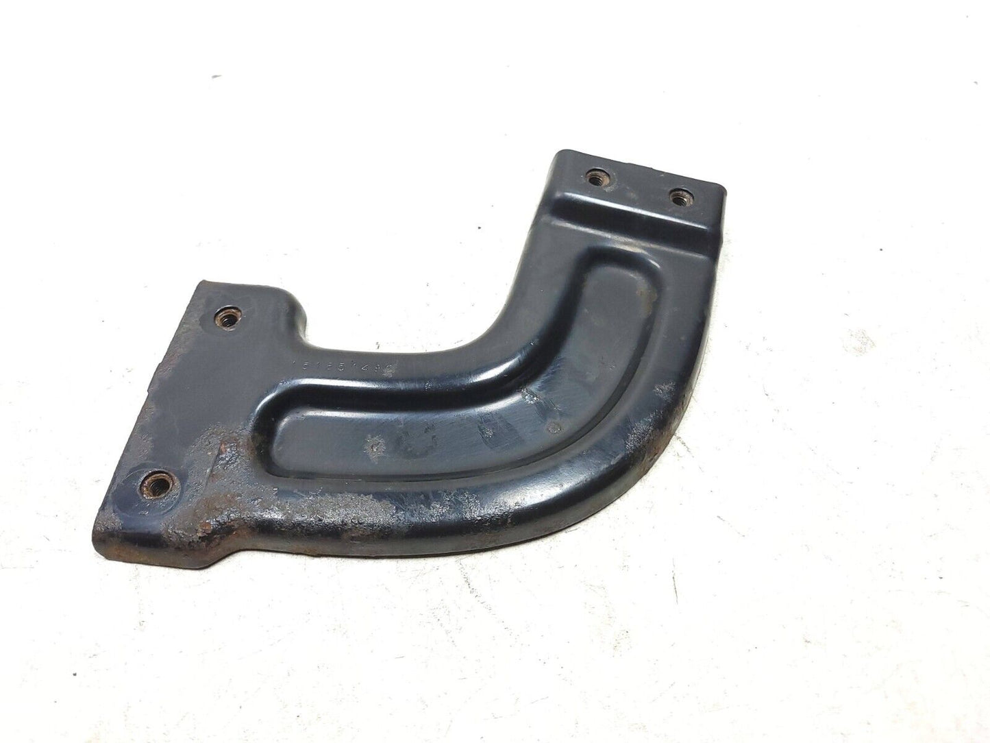 10-14 Chevrolet Suburban Front Fender Brace Left & Right Pair OEM